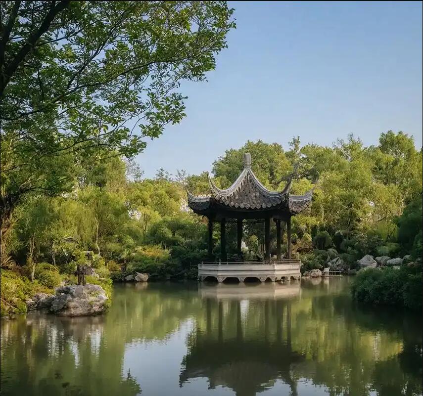 曹县摆布餐饮有限公司